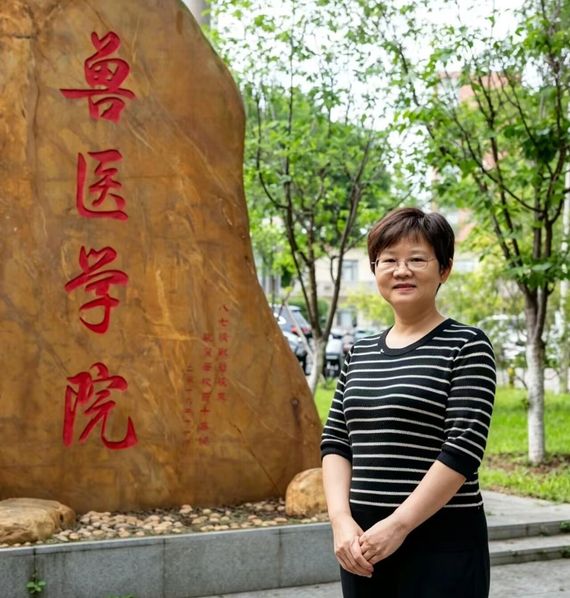 “意外”入行，她开辟学术新领域...